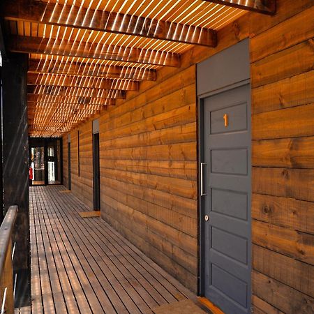 Tripanko Lodge & Bungalows Пичилему Стая снимка