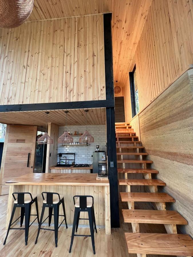 Tripanko Lodge & Bungalows Пичилему Екстериор снимка