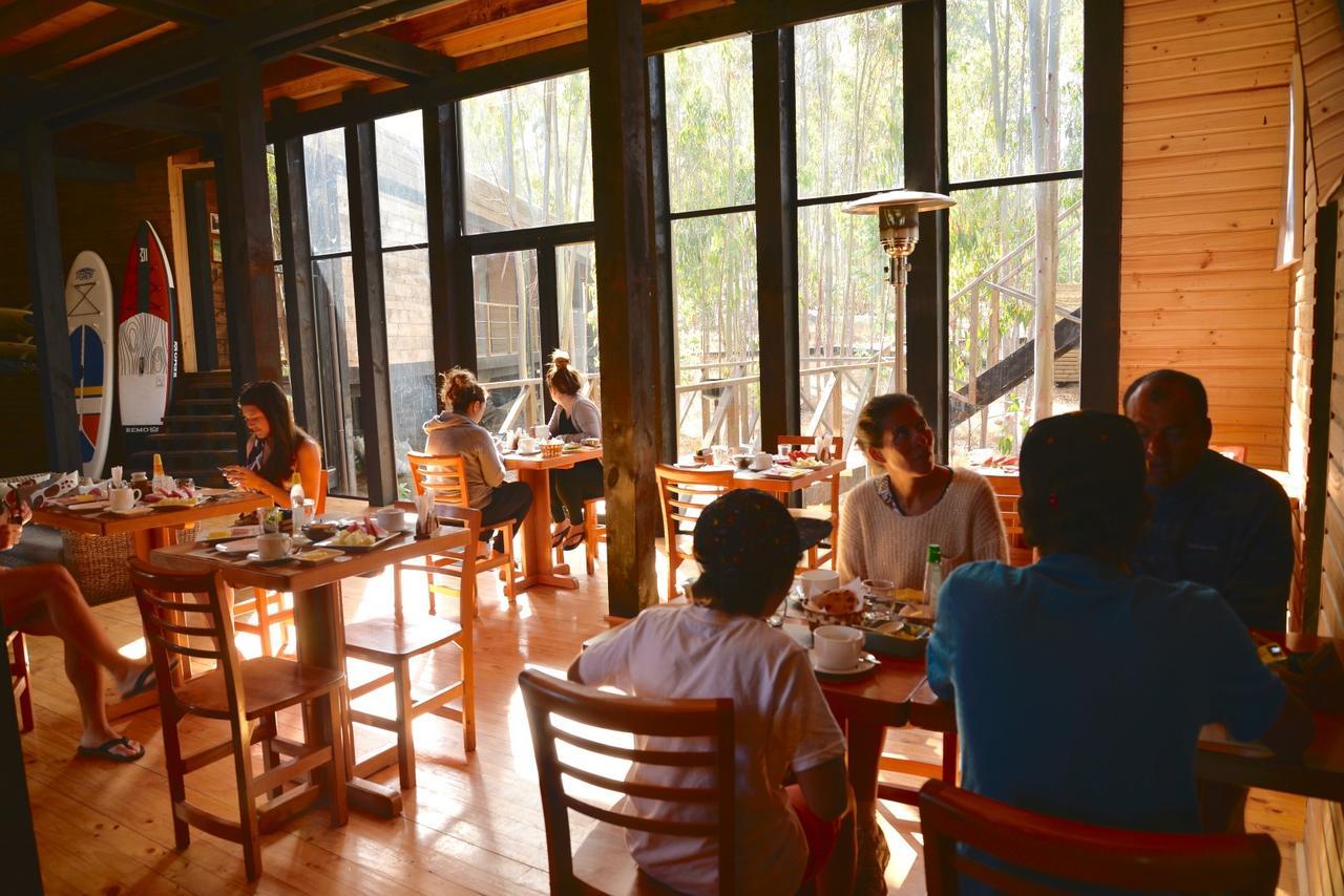 Tripanko Lodge & Bungalows Пичилему Екстериор снимка